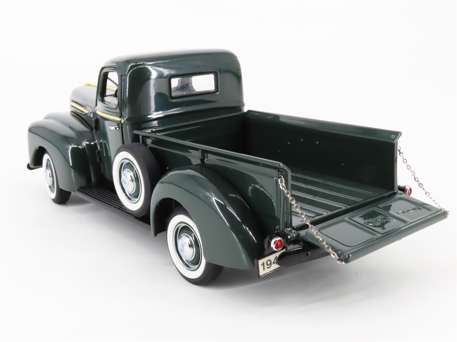 1:24 Scale Danbury Mint Die-Cast 1942 Ford Pickup Truck