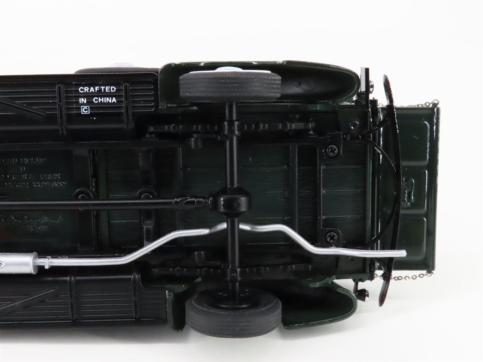 1:24 Scale Danbury Mint Die-Cast 1942 Ford Pickup Truck