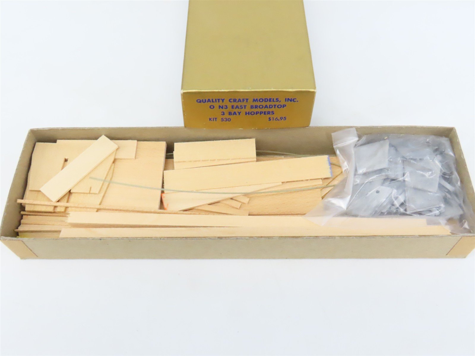 On3 Scale Quality Craft Craftsman Kit #530 Undecorated EBT 3-Bay Open Hopper
