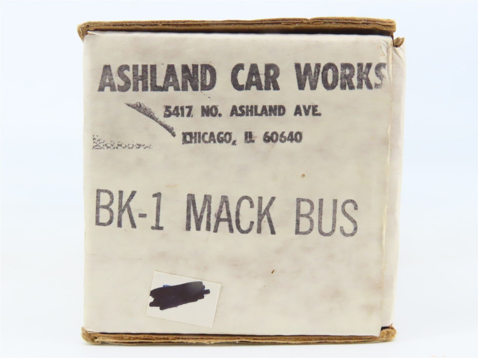 O 1/48 Scale Ashland Car Works Die-Cast Kit #BK-1 Undecorated Mack Bus