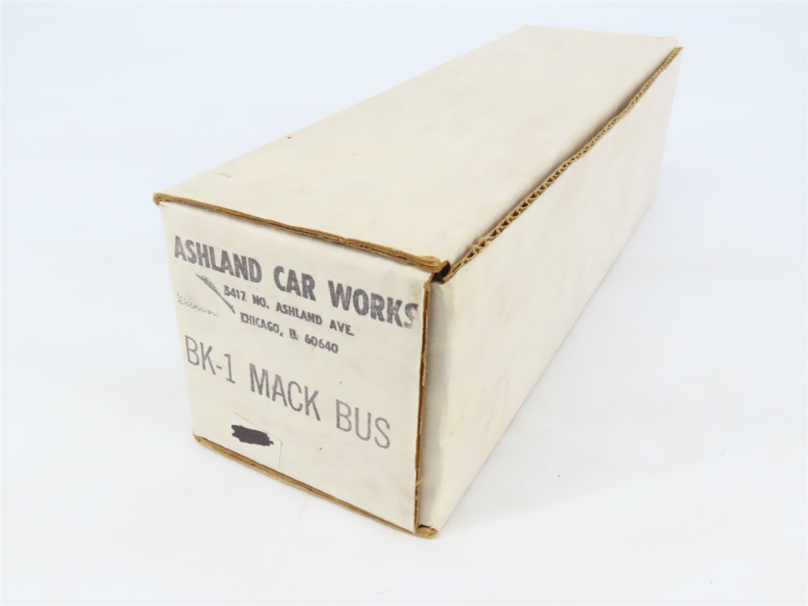 O 1/48 Scale Ashland Car Works Die-Cast Kit #BK-1 Undecorated Mack Bus