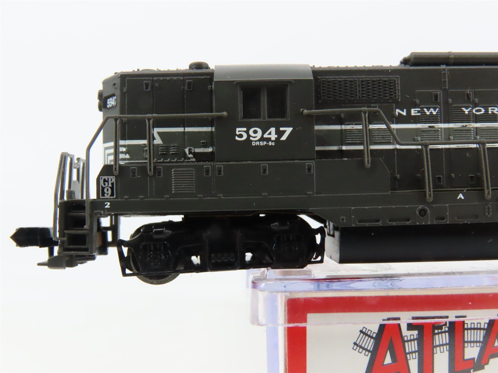 N Scale Atlas 48414 NYC New York Central EMD GP9TT Diesel Locomotive #5947