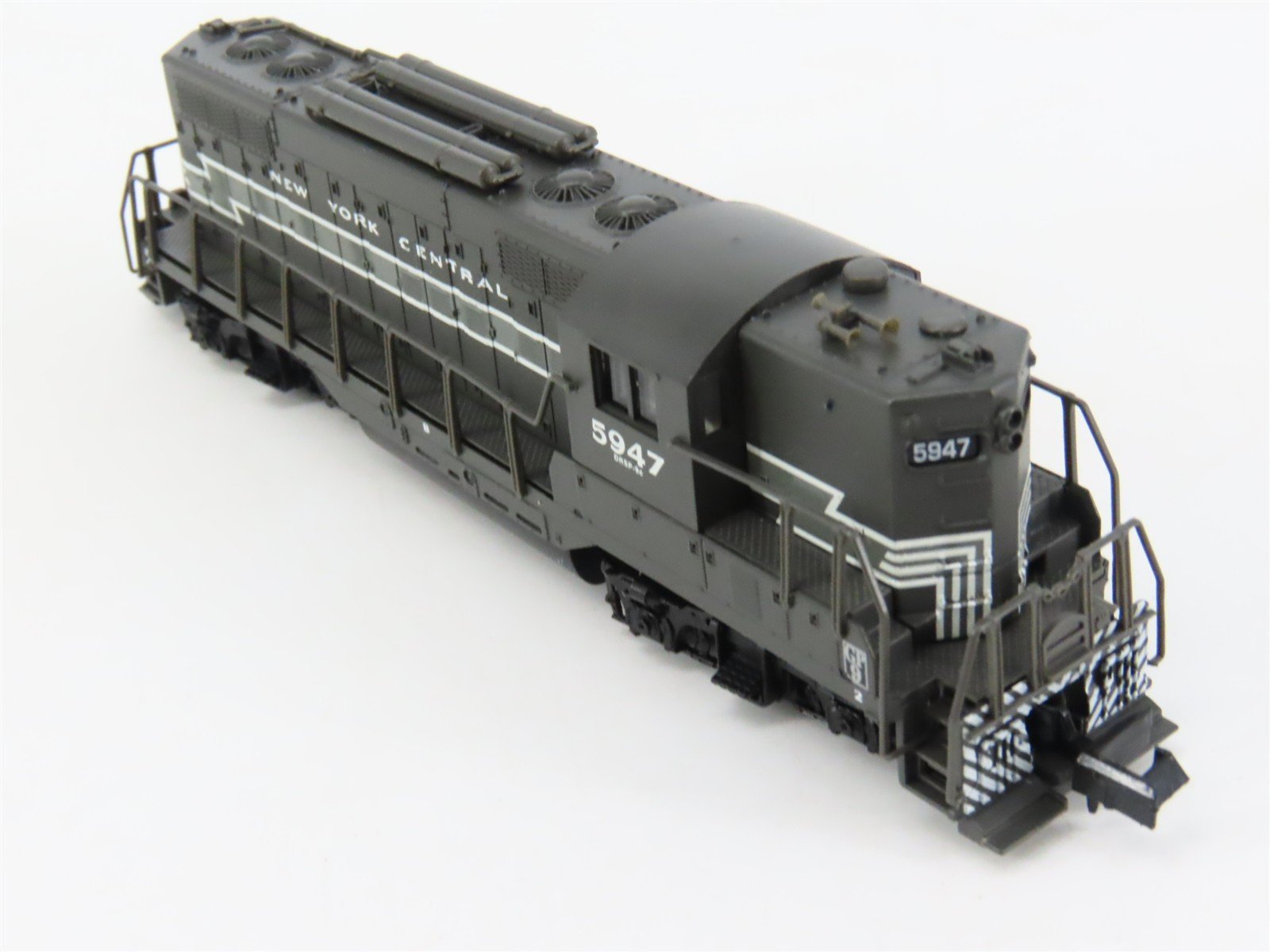 N Scale Atlas 48414 NYC New York Central EMD GP9TT Diesel Locomotive #5947