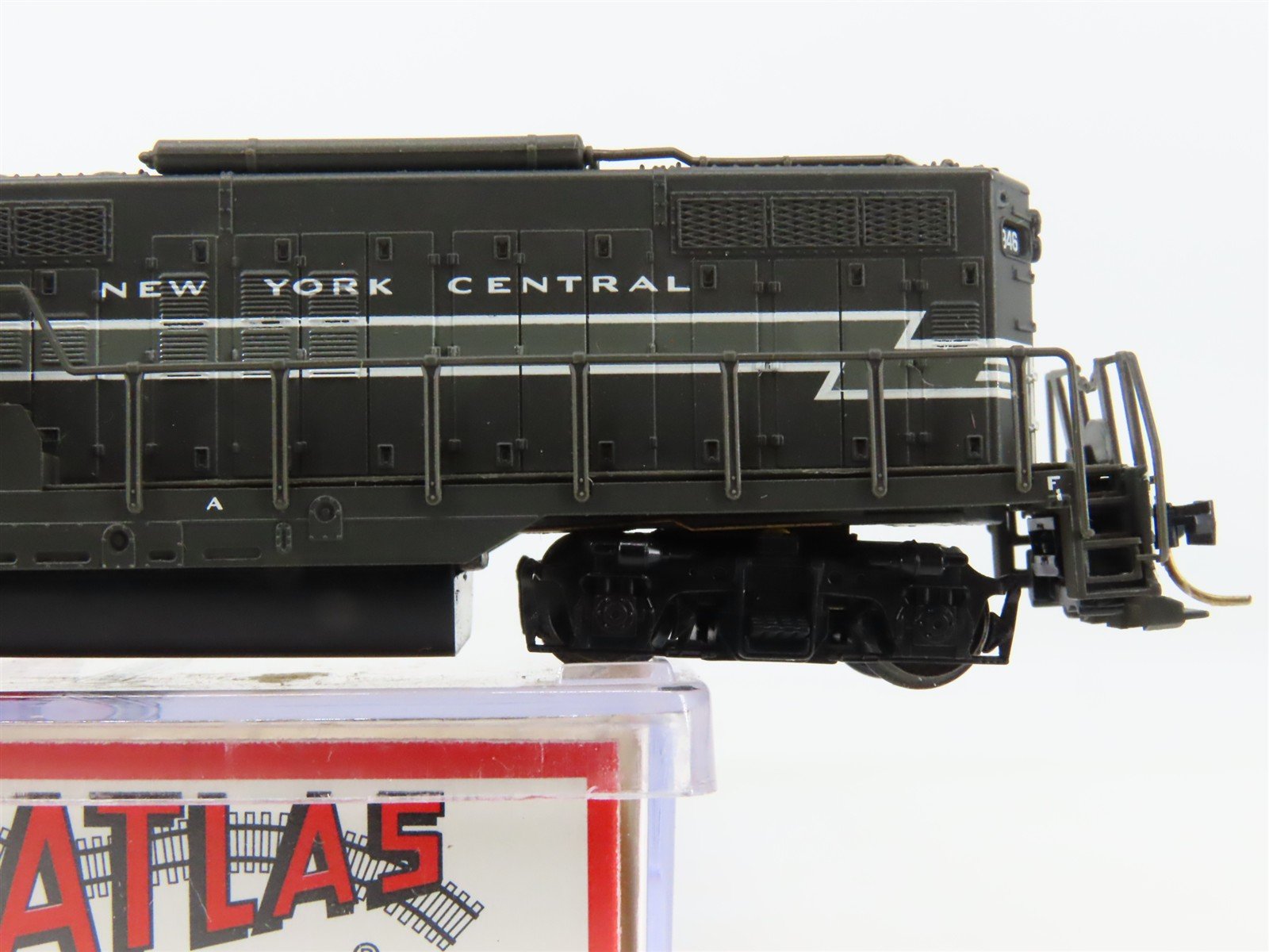N Scale Atlas 48413 NYC New York Central EMD GP9TT Diesel Locomotive #5946