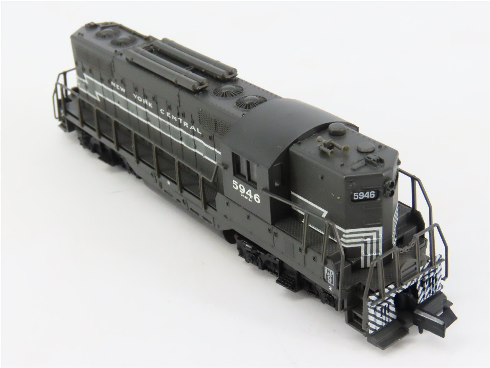 N Scale Atlas 48413 NYC New York Central EMD GP9TT Diesel Locomotive #5946
