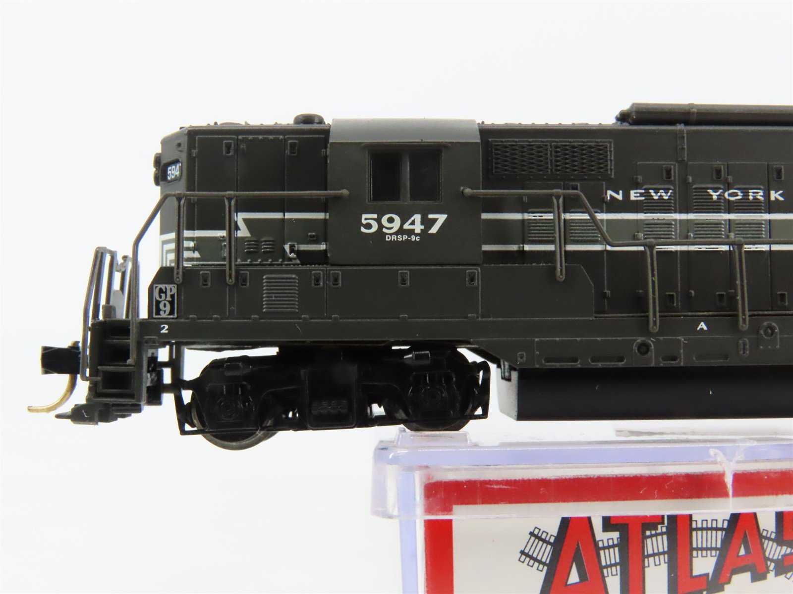 N Scale Atlas 48414 NYC New York Central EMD GP9TT Diesel Locomotive #5947