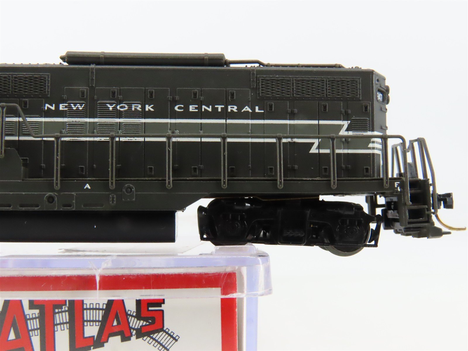 N Scale Atlas 48414 NYC New York Central EMD GP9TT Diesel Locomotive #5947