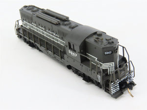 N Scale Atlas 48414 NYC New York Central EMD GP9TT Diesel Locomotive #5947