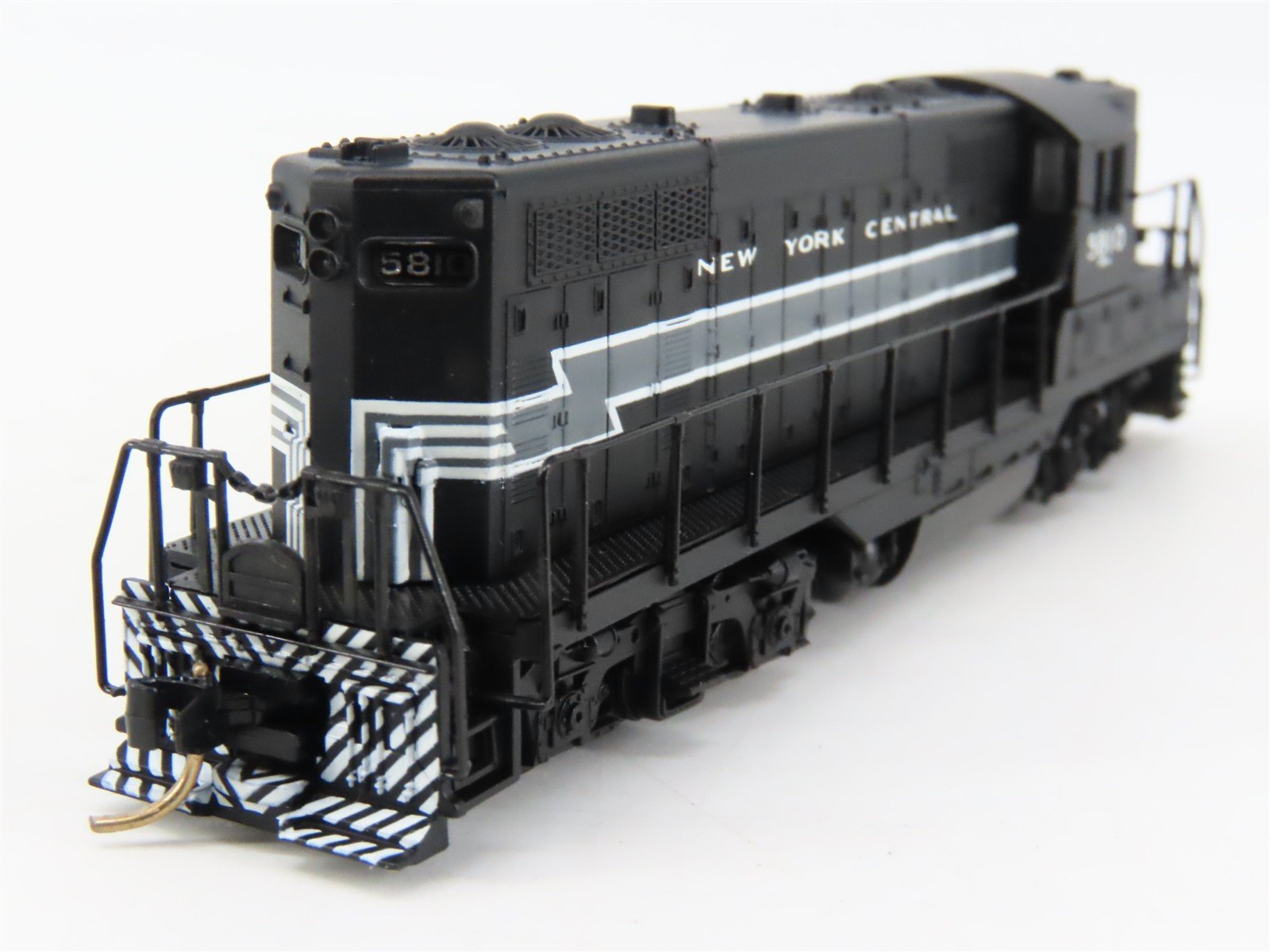N Scale Atlas 48215 NYC New York Central EMD GP7 Ph. 2 Diesel Locomotive #5810