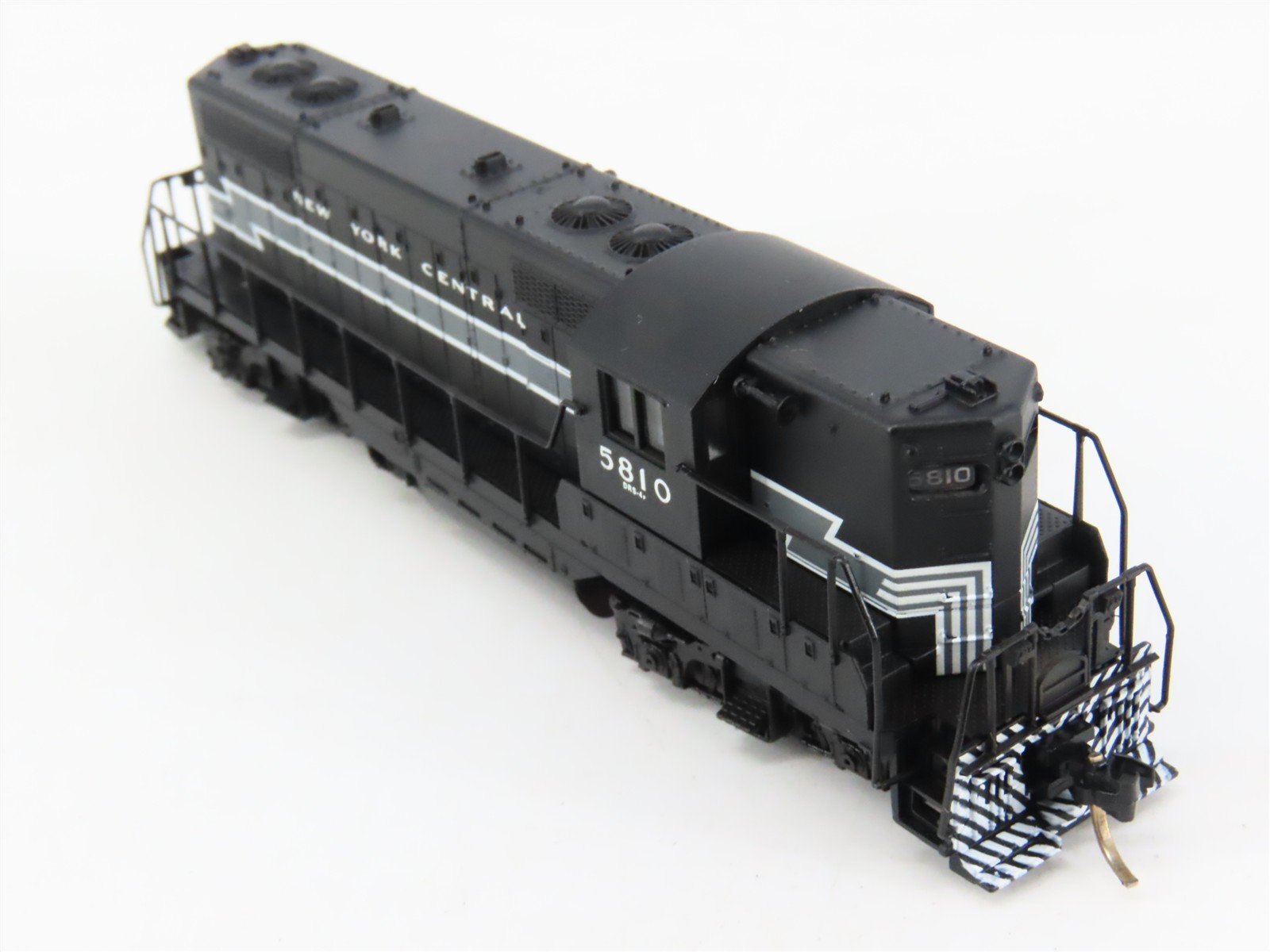 N Scale Atlas 48215 NYC New York Central EMD GP7 Ph. 2 Diesel Locomotive #5810