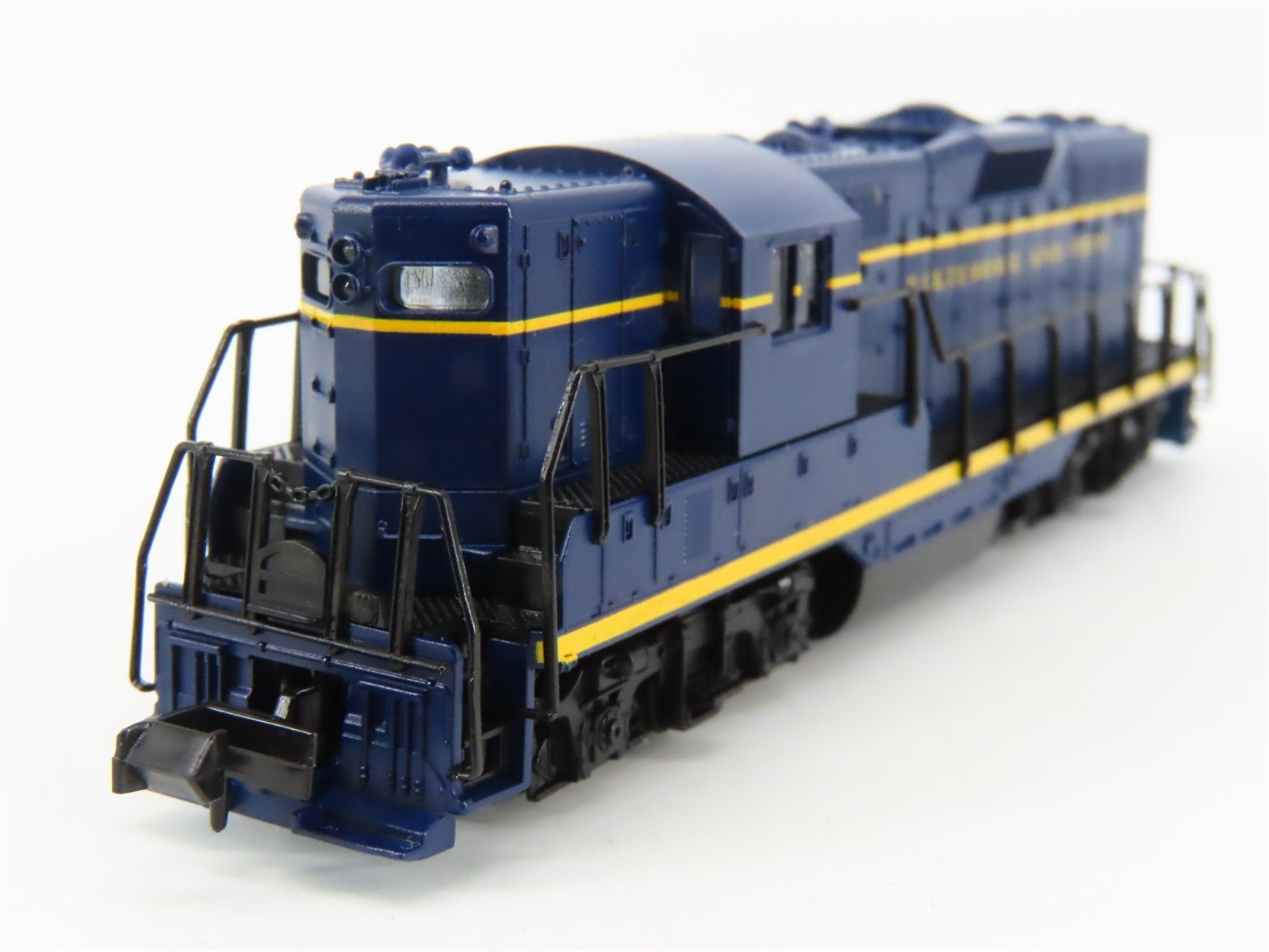 N Scale Atlas 48304 B&O Baltimore & Ohio EMD GP9 Ph. 2 Diesel Locomotive No#