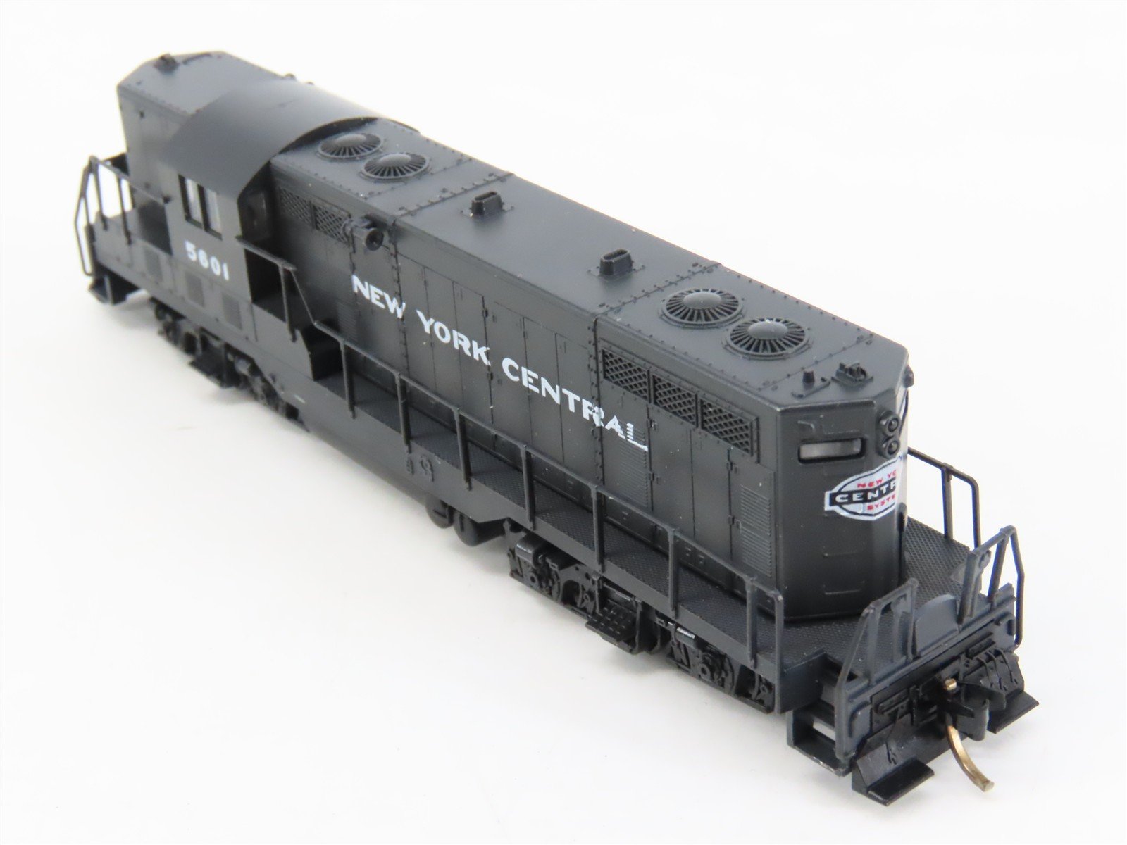 N Scale Atlas/KATO 4307 NYC New York Central EMD GP7 Diesel Locomotive #5601