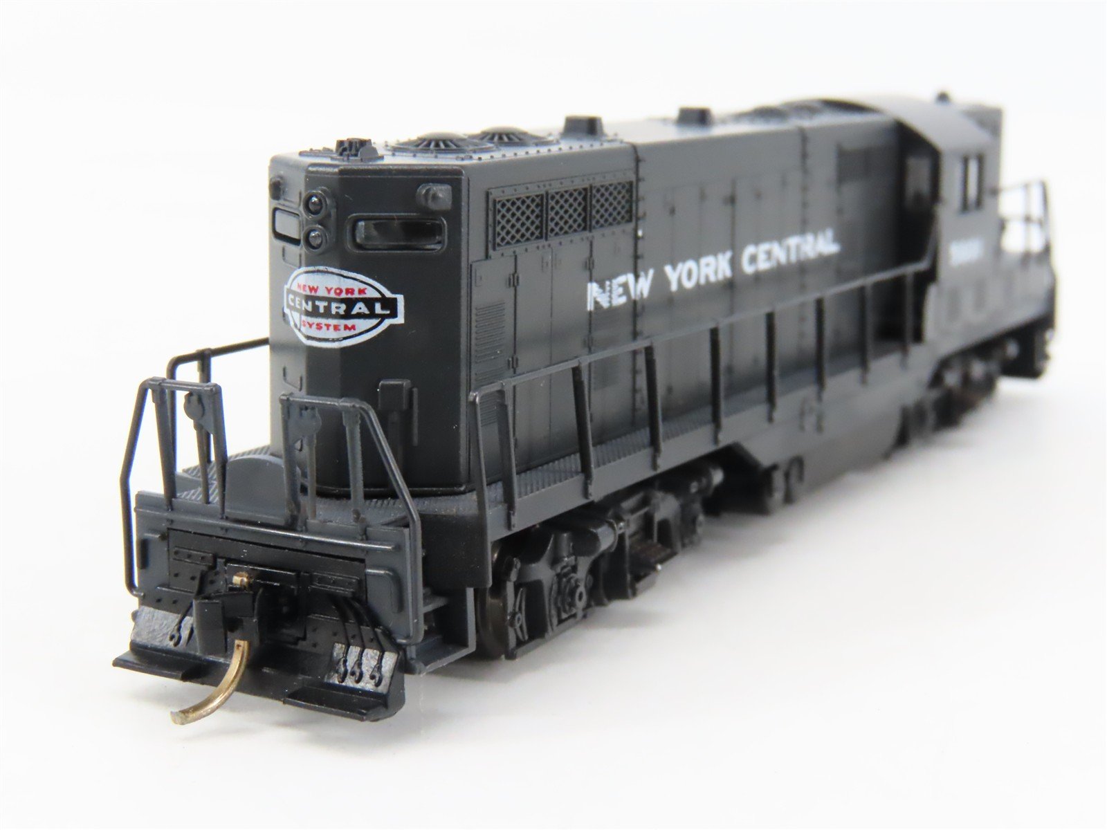 N Scale Atlas/KATO 4307 NYC New York Central EMD GP7 Diesel Locomotive #5601