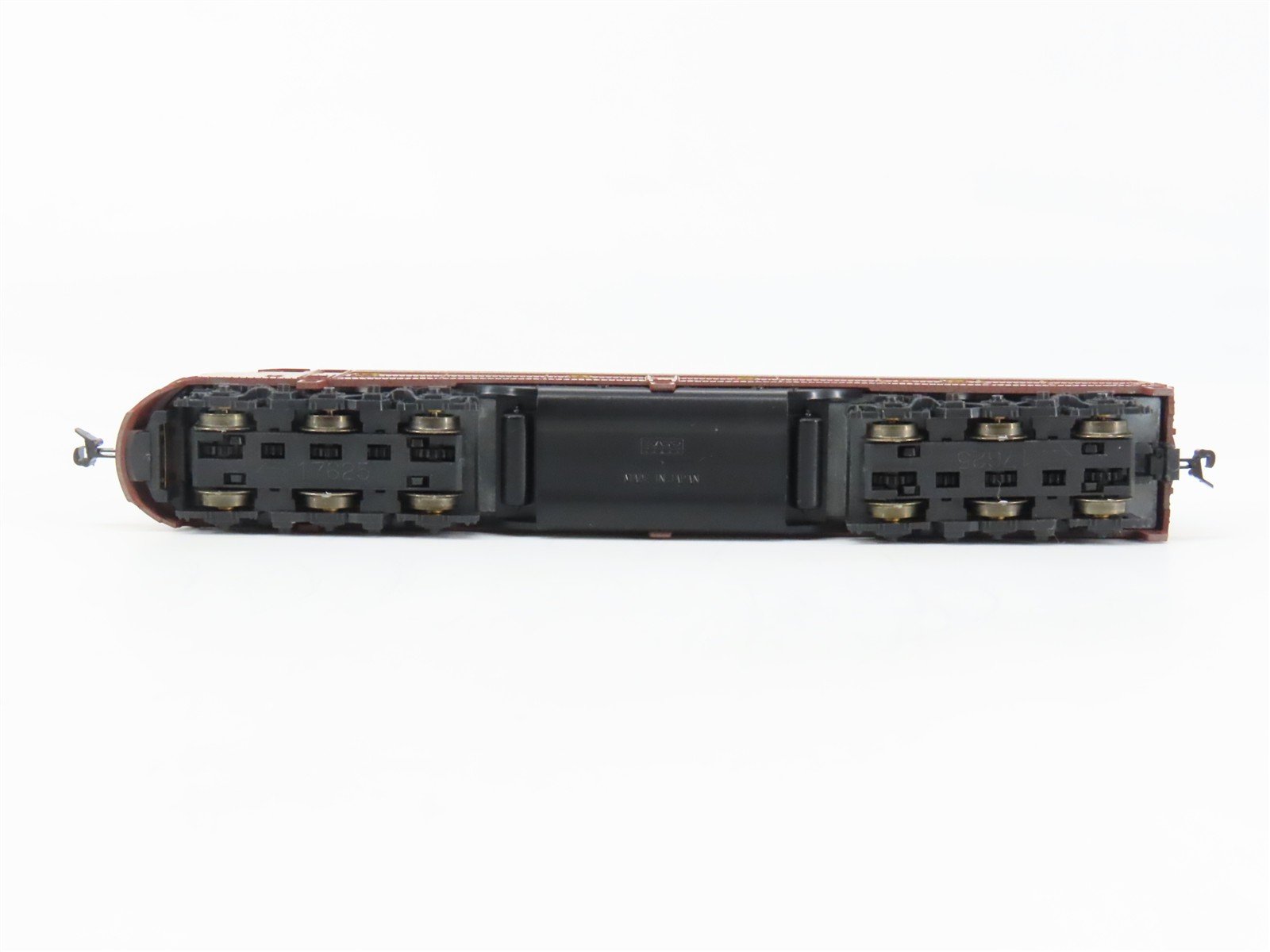 N Scale KATO 176-256 PRR Pennsylvania EMD E8/9A Diesel Locomotive #5802