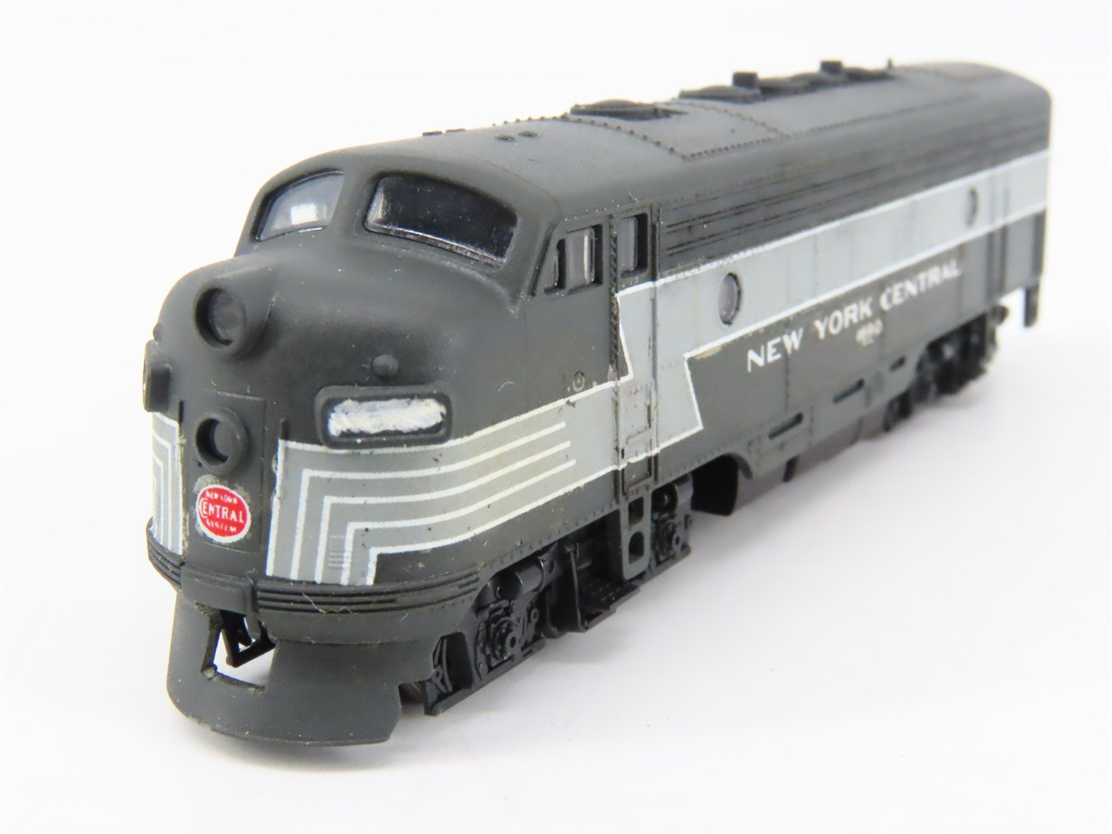 N Scale KATO 176-212 NYC New York Central F7A Diesel #1690 - Custom & Weathered