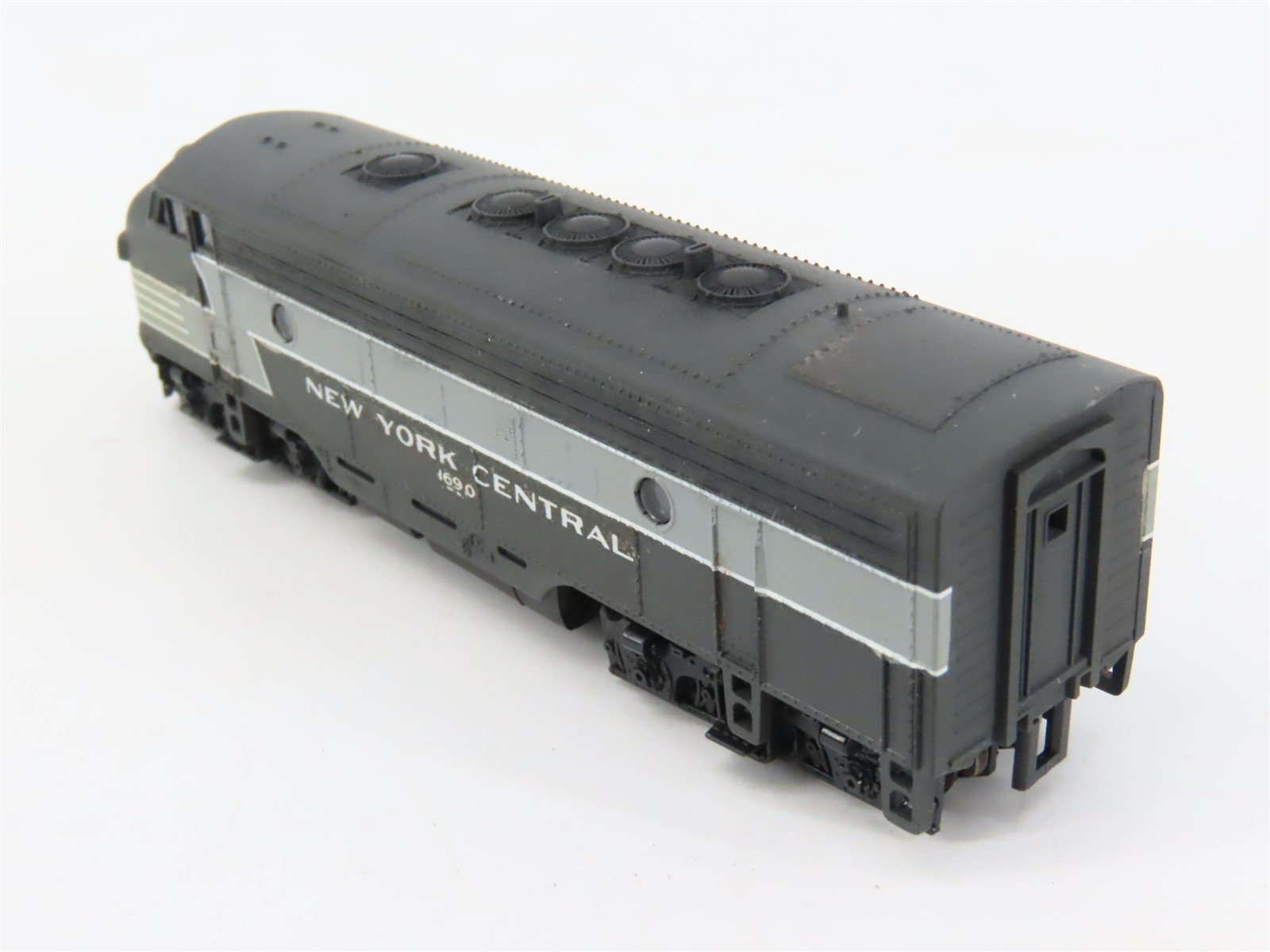N Scale KATO 176-212 NYC New York Central F7A Diesel #1690 - Custom & Weathered