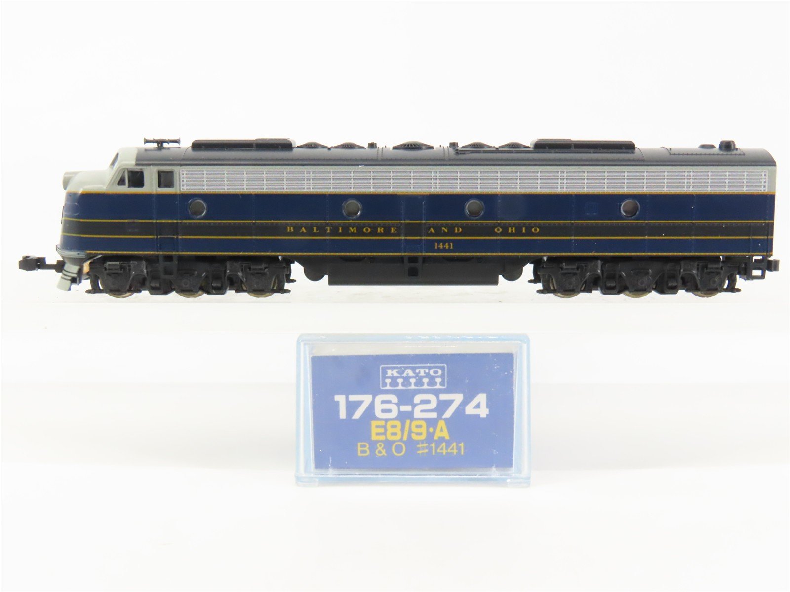 N Scale KATO 176-274 B&O Baltimore & Ohio EMD E8/9A Diesel Locomotive #1441