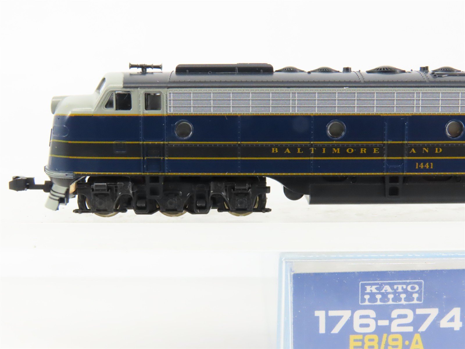 N Scale KATO 176-274 B&O Baltimore & Ohio EMD E8/9A Diesel Locomotive #1441