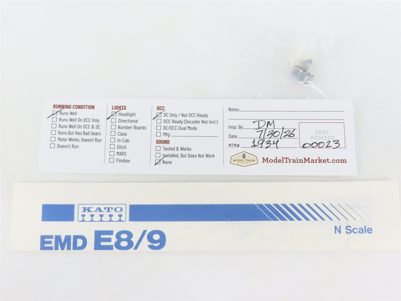 N Scale KATO 176-274 B&O Baltimore & Ohio EMD E8/9A Diesel Locomotive #1441