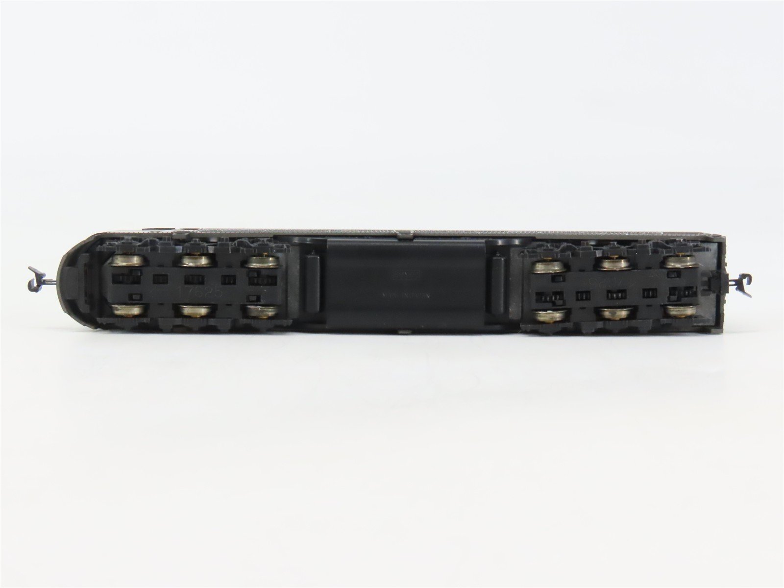N Scale KATO 176-253 NYC New York Central EMD E8/9A Diesel Locomotive #4049