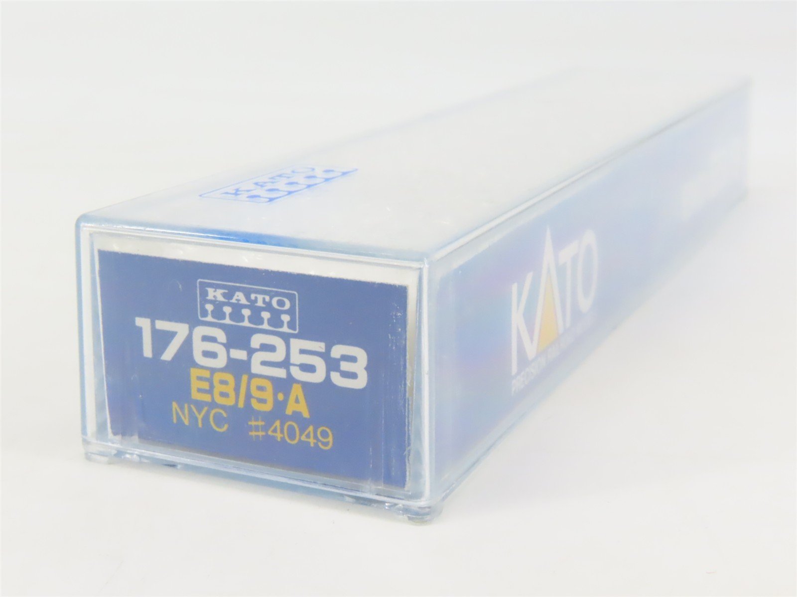 N Scale KATO 176-253 NYC New York Central EMD E8/9A Diesel Locomotive #4049