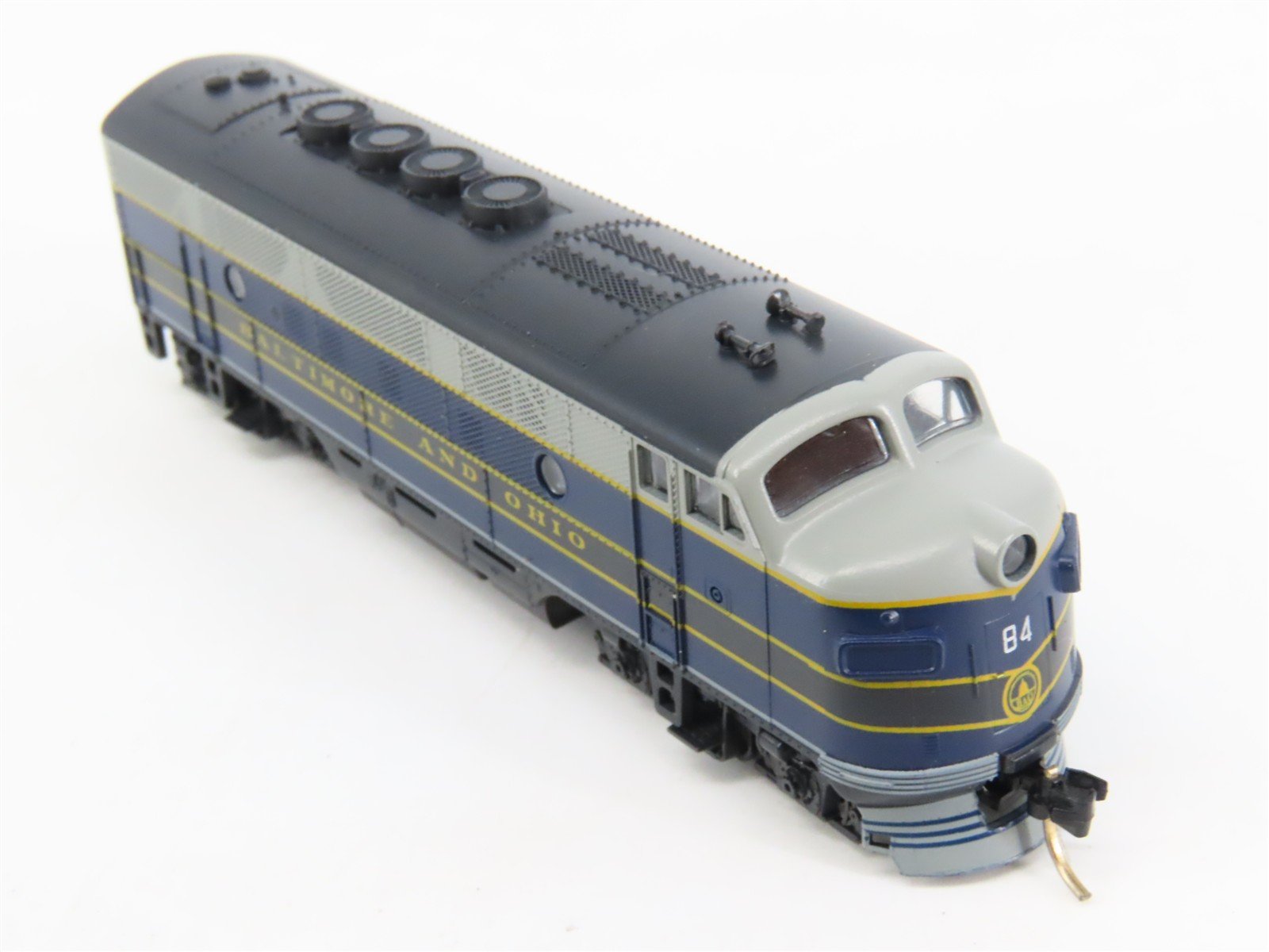 N Scale KATO 176-184 B&O Baltimore & Ohio EMD F3A Ph. 2 Diesel Locomotive #84