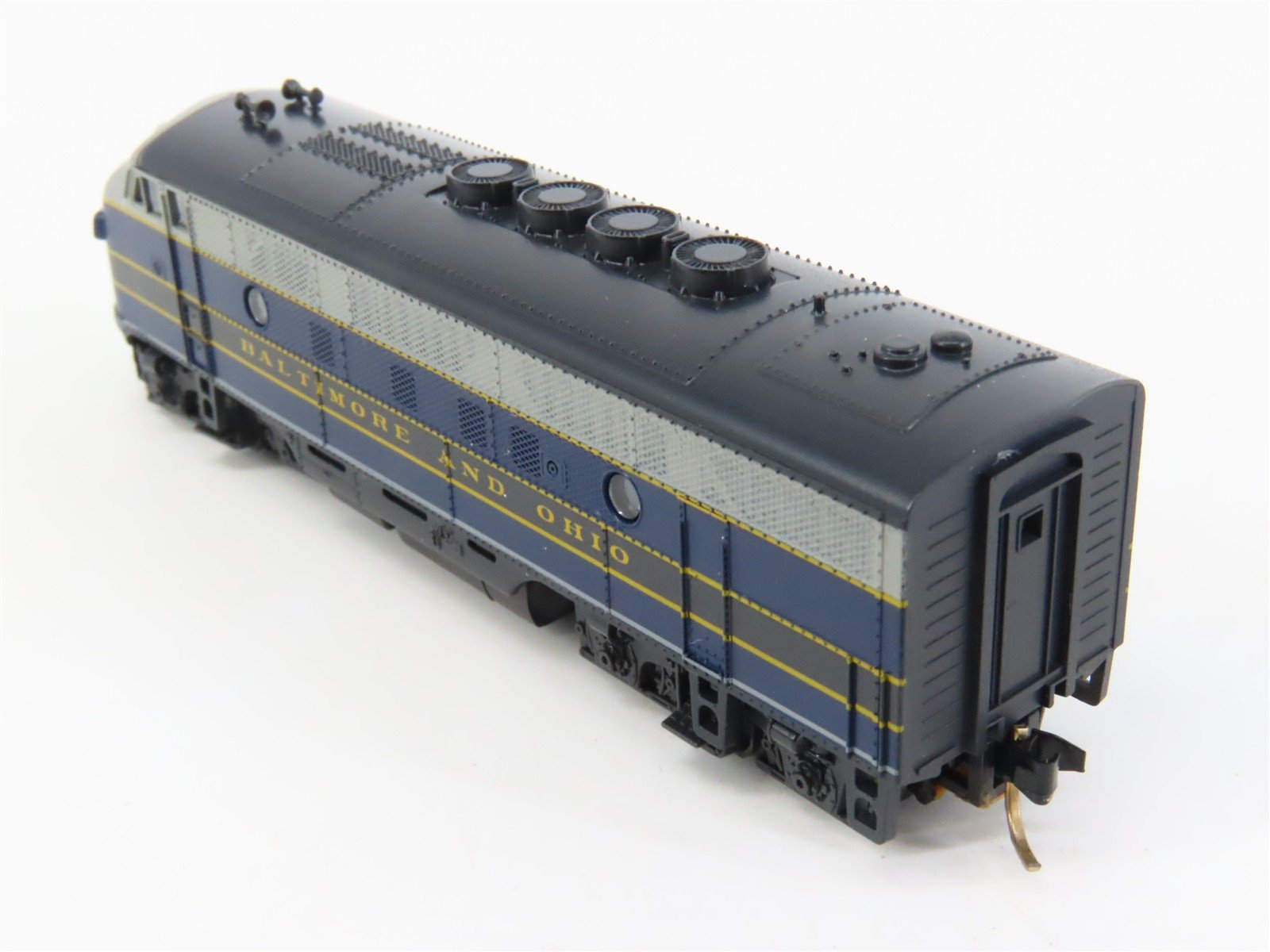 N Scale KATO 176-185 B&O Baltimore & Ohio EMD F3A Ph. 2 Diesel Locomotive #87