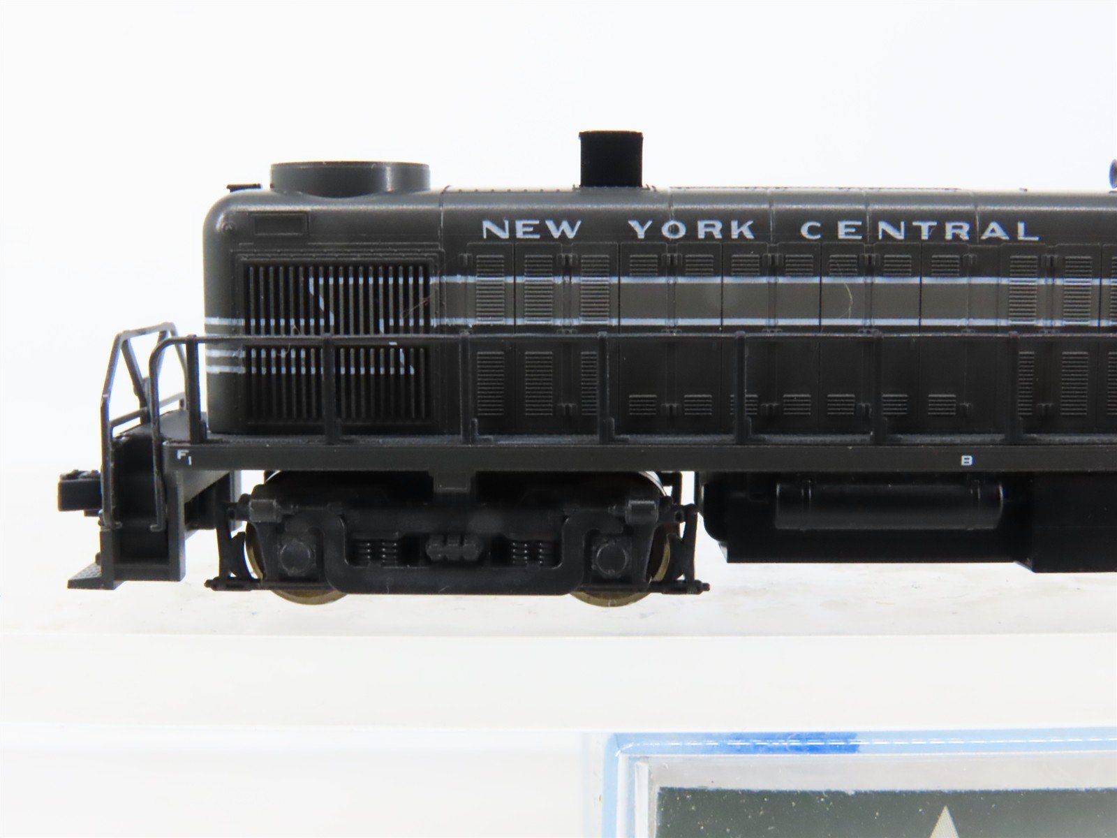 N Scale KATO 176-4509 NYC New York Central ALCO RS-2 Diesel #8219 - DCC Ready