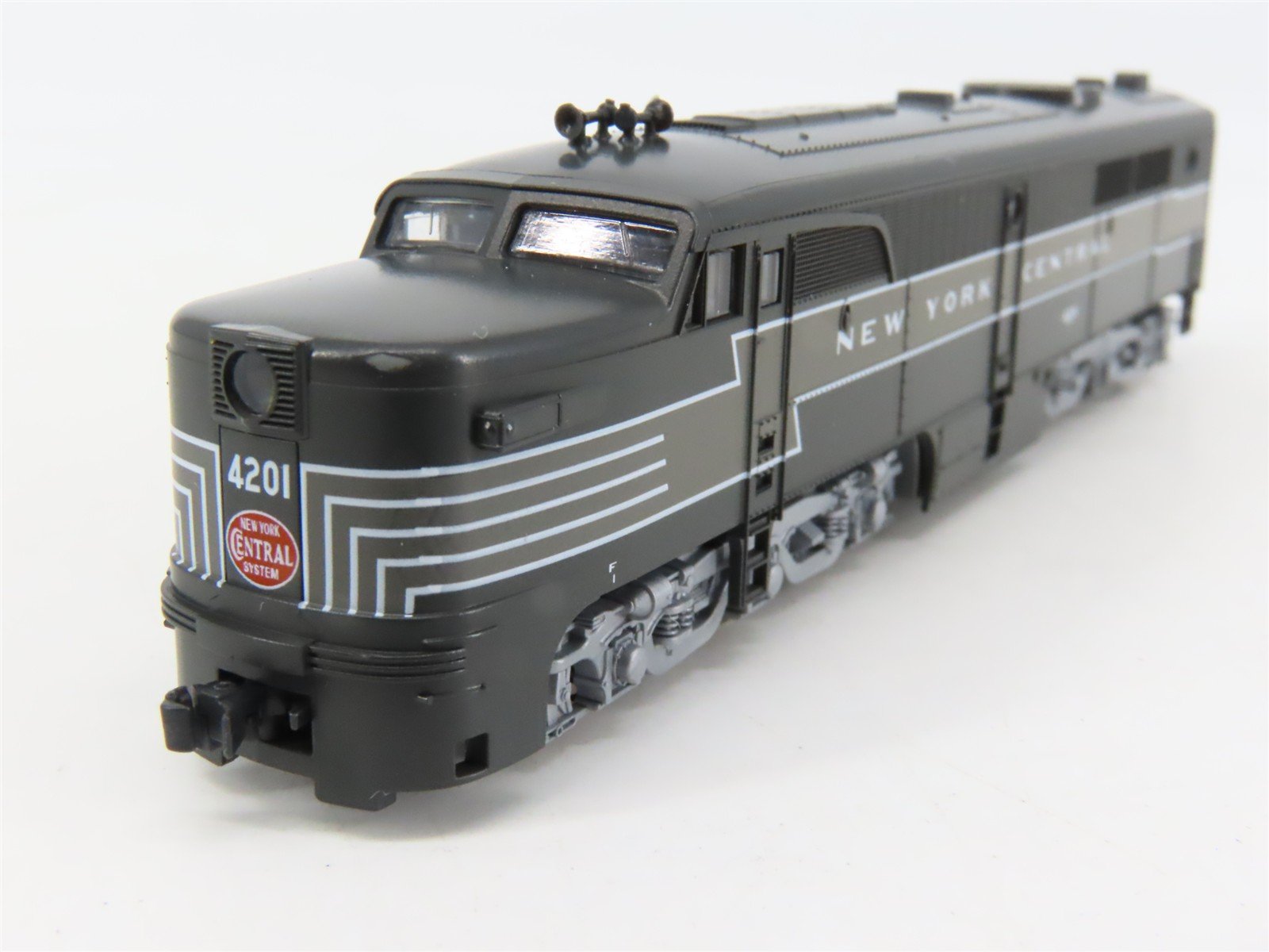 N Scale KATO 106-0701 NYC New York Central ALCO PA-1/PB-1 Diesel Set - DCC Ready