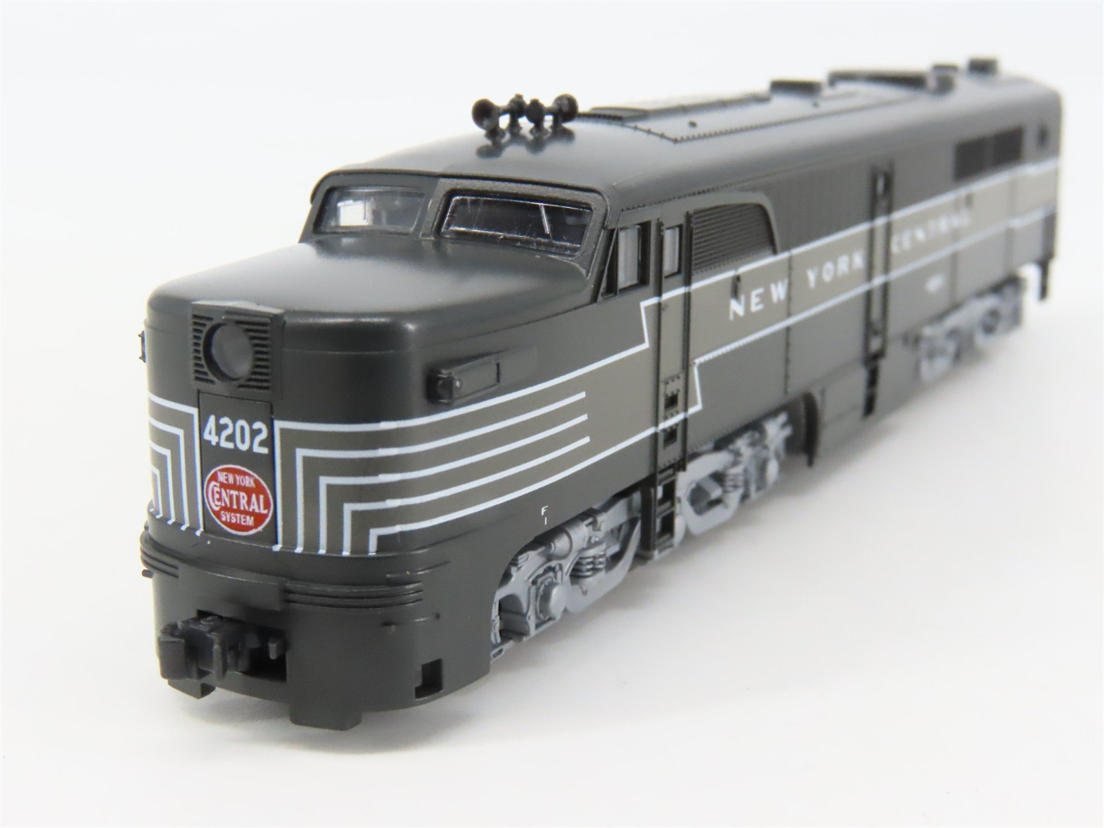 N Scale KATO 106-0702 NYC New York Central ALCO PA-1/PB-1 Diesel Set - DCC Ready