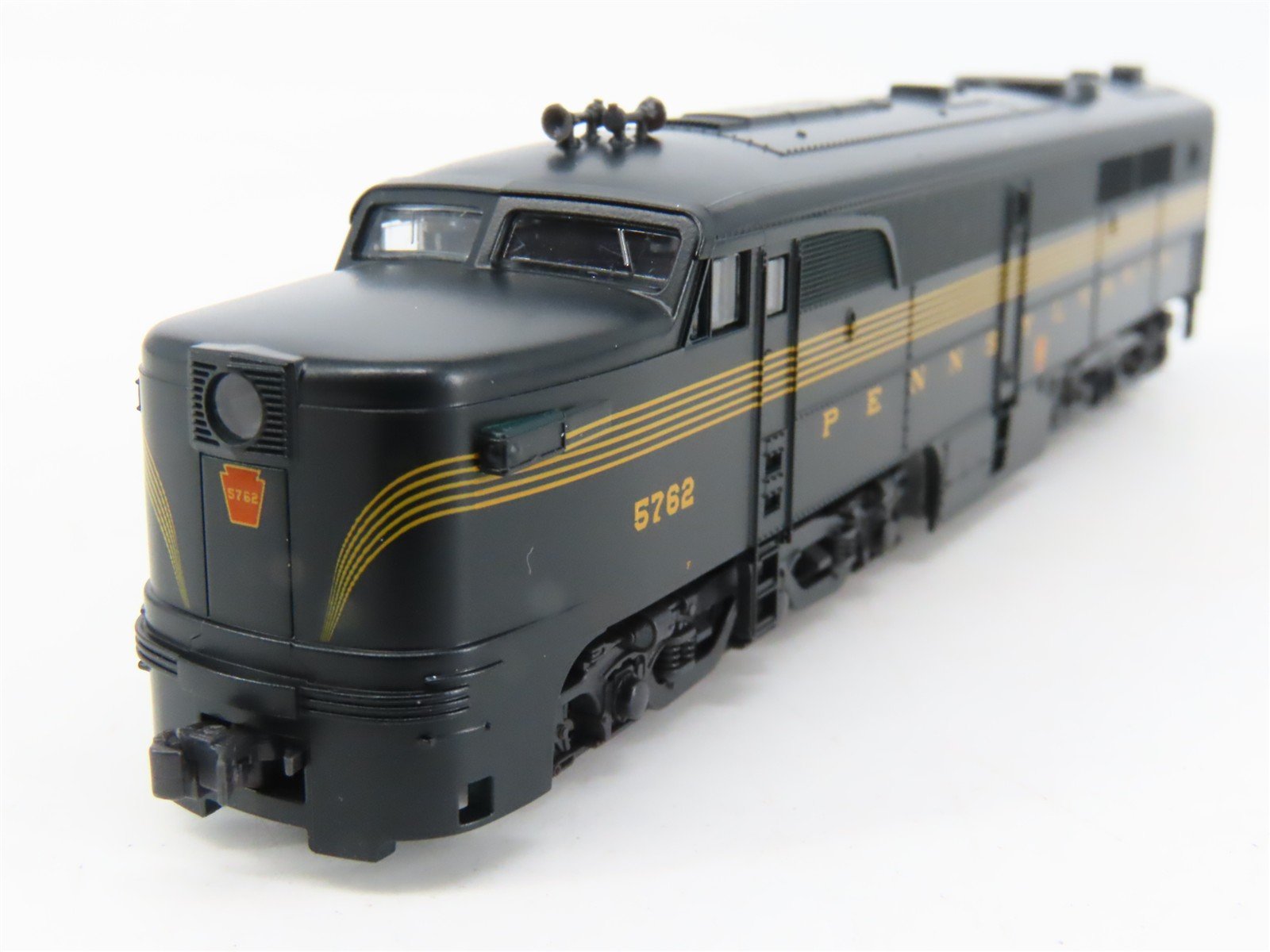 N Scale KATO 106-0704 PRR Pennsylvania ALCO PA-1/PB-1 Diesel Set - DCC Ready