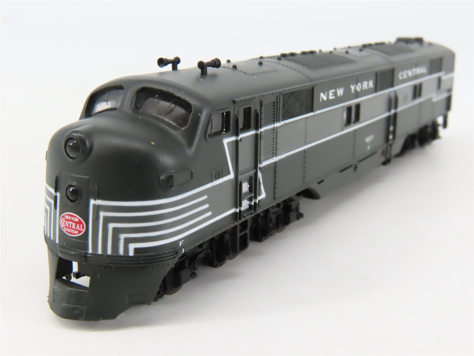 N Scale Life-Like 7012 NYC New York Central EMD E7A Diesel #4023