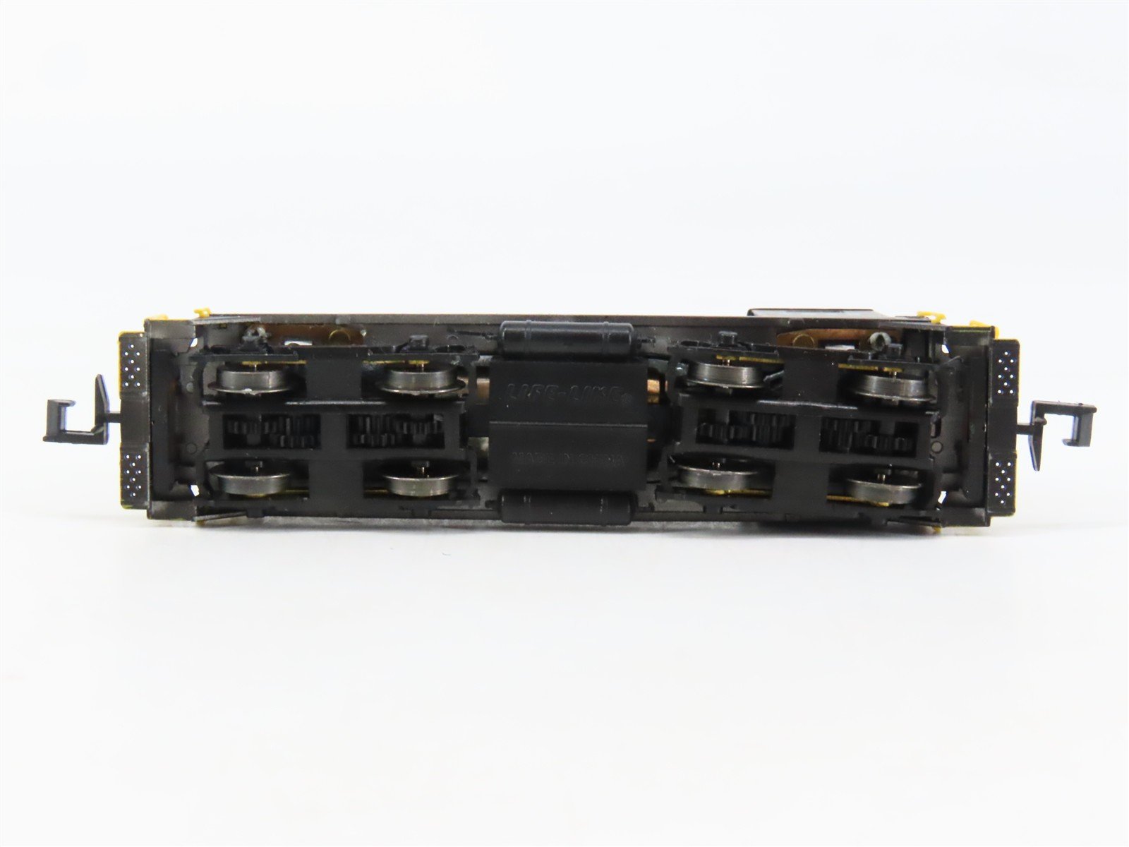 N Scale Life-Like 7891 NYC New York Central EMD SW9/1200 Diesel Switcher #8946