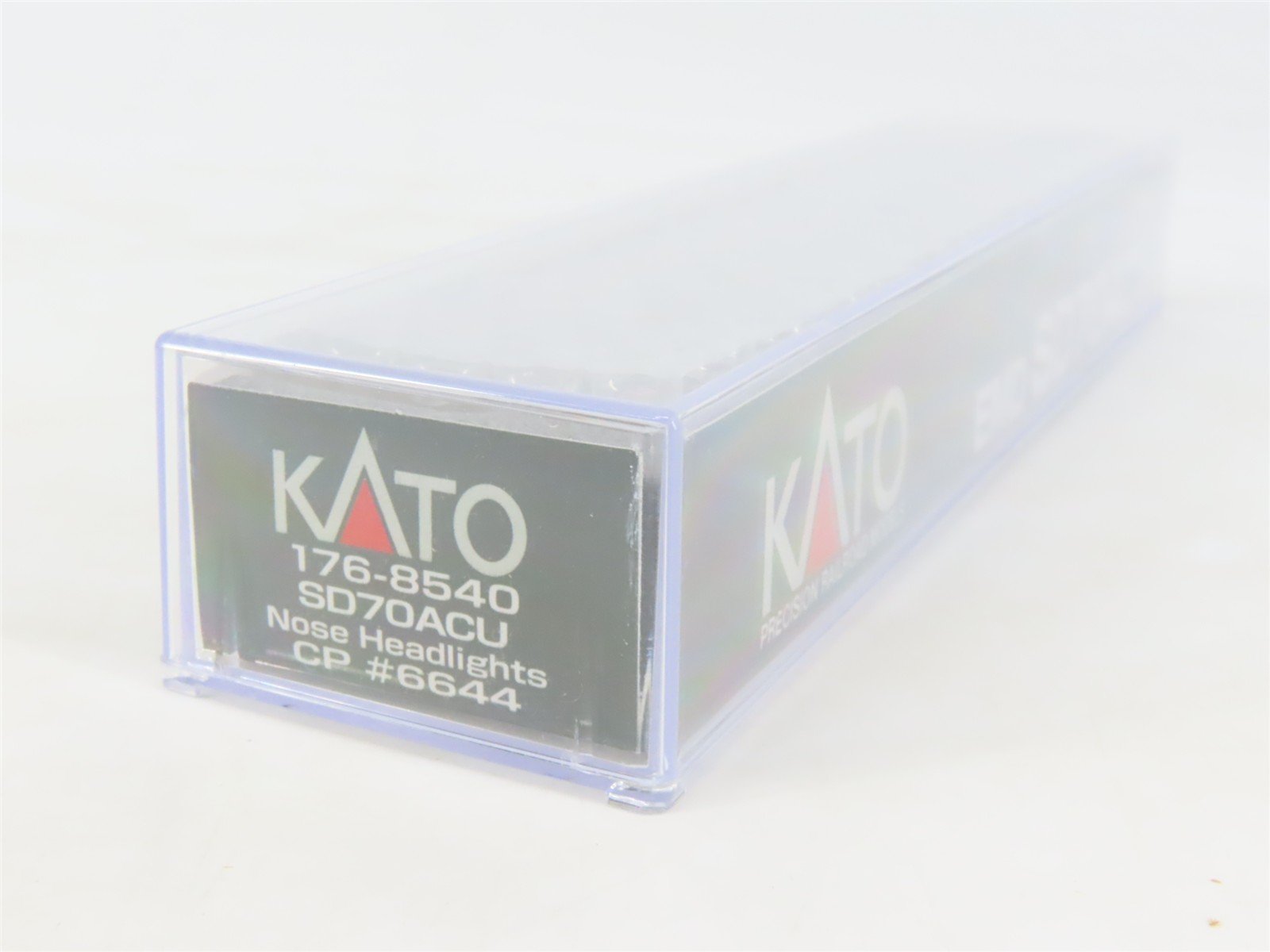 N Scale Kato 176-8540 CP Canadian Pacific Military Heritage SD70ACU Diesel #6644