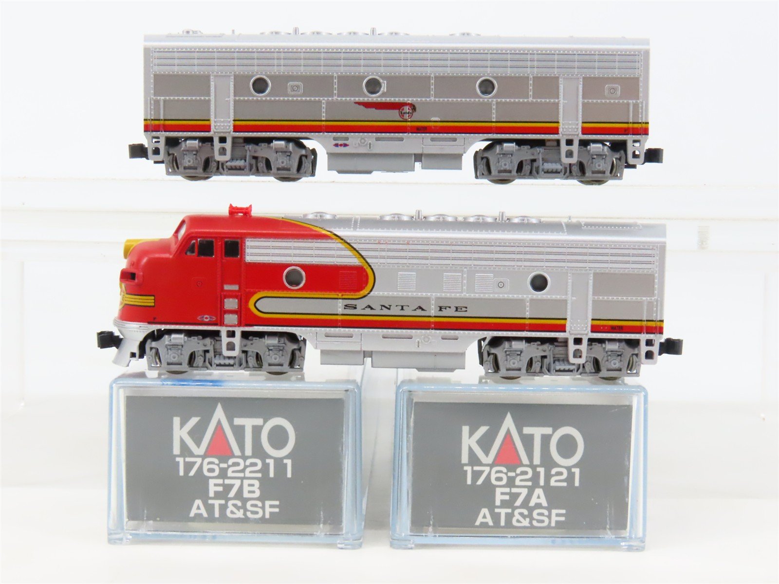N Scale Kato 176-2121 ATSF Santa Fe F7A/F7B Diesel Locomotive Set