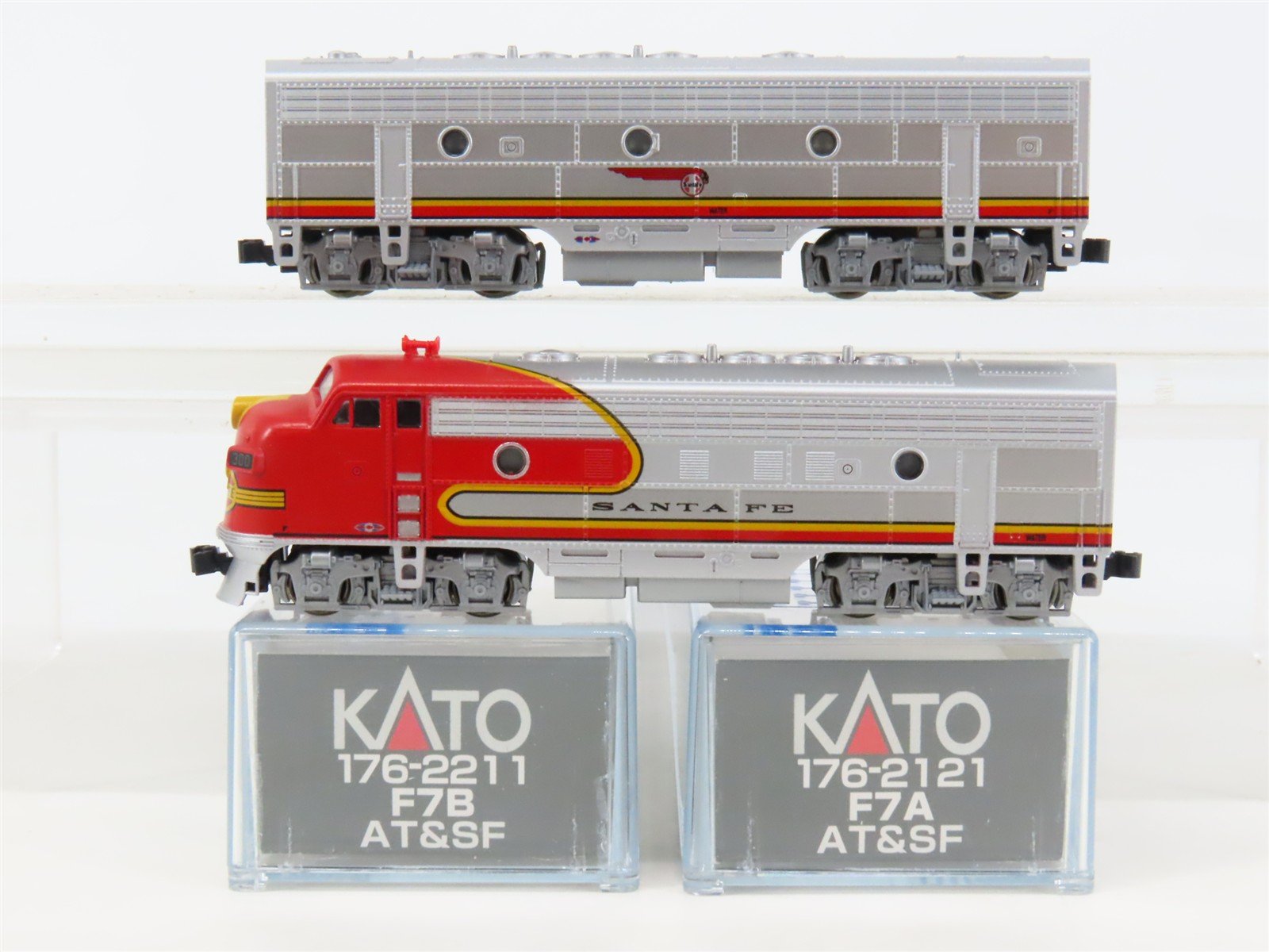N Scale Kato 176-2121 ATSF Santa Fe F7A/F7B Diesel Locomotive Set
