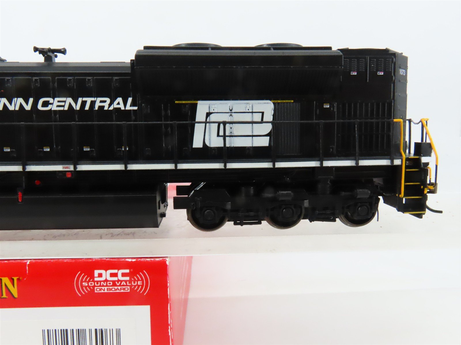 HO Bachmann 66007 NS Penn Central Heritage SD70ACe Diesel #1073 wDCC & Sound