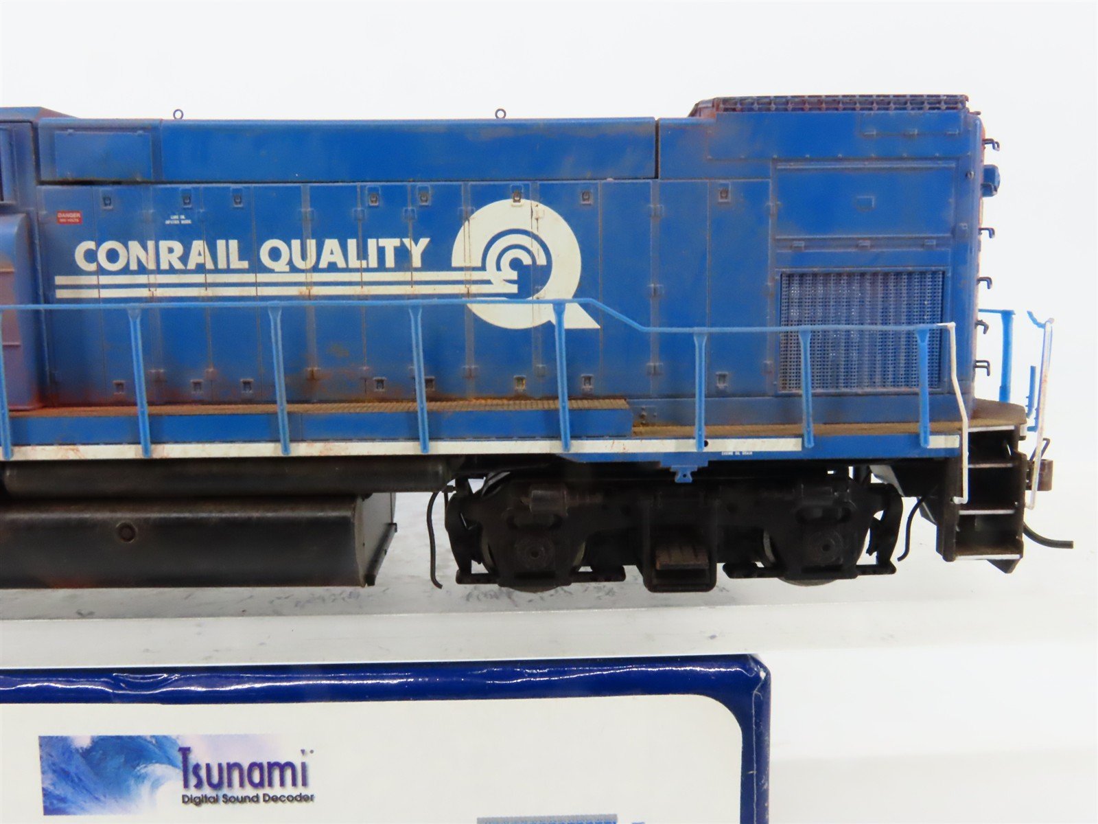 HO Athearn Genesis G68142 CR Conrail GP15-1 Diesel #1650 wDCC & Sound, Weathered