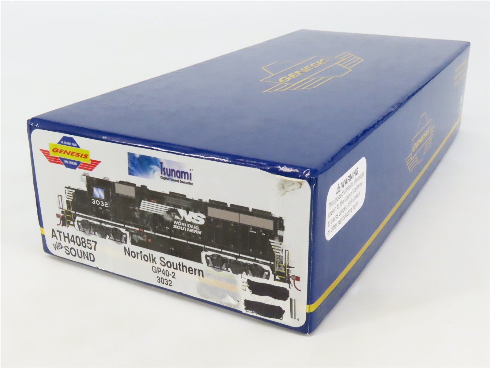 HO Scale Athearn Genesis ATH40857 NS Railway GP40-2 Diesel #3032 wDCC & Sound
