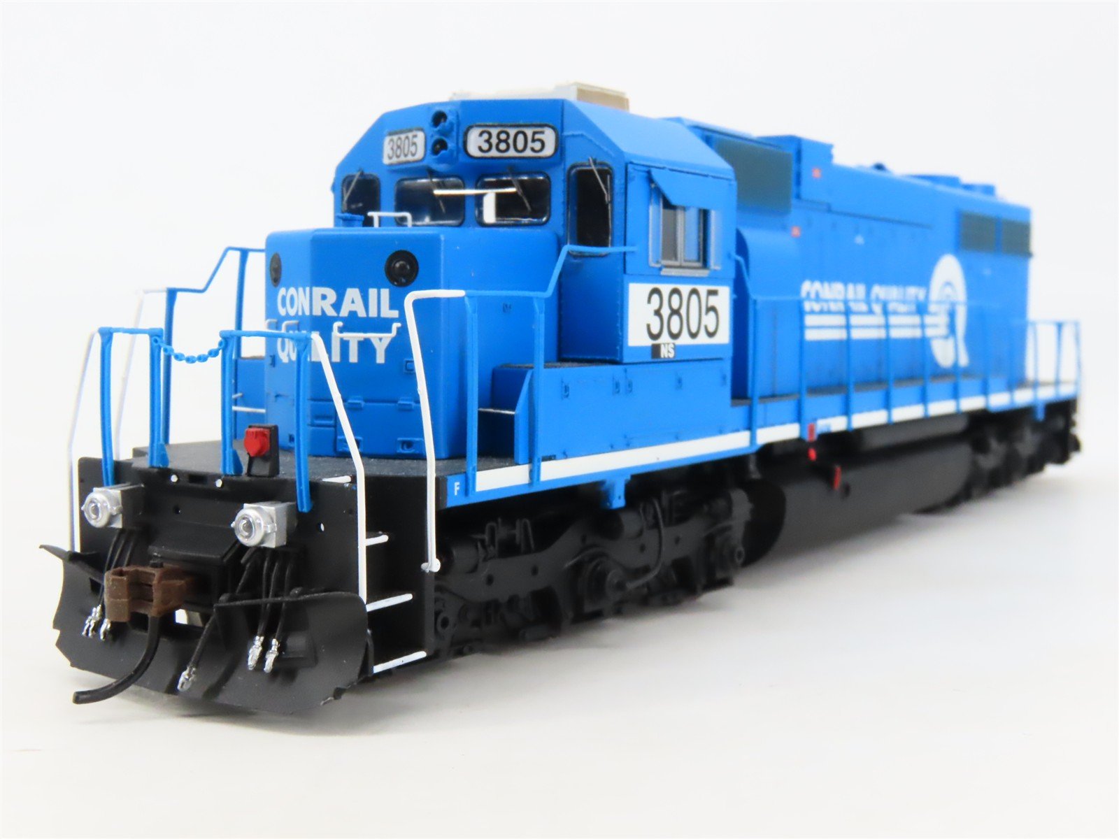 HO Scale Athearn RTR ATH88945 NS Ex-Conrail SD38 Diesel Loco #3805 wDCC & Sound