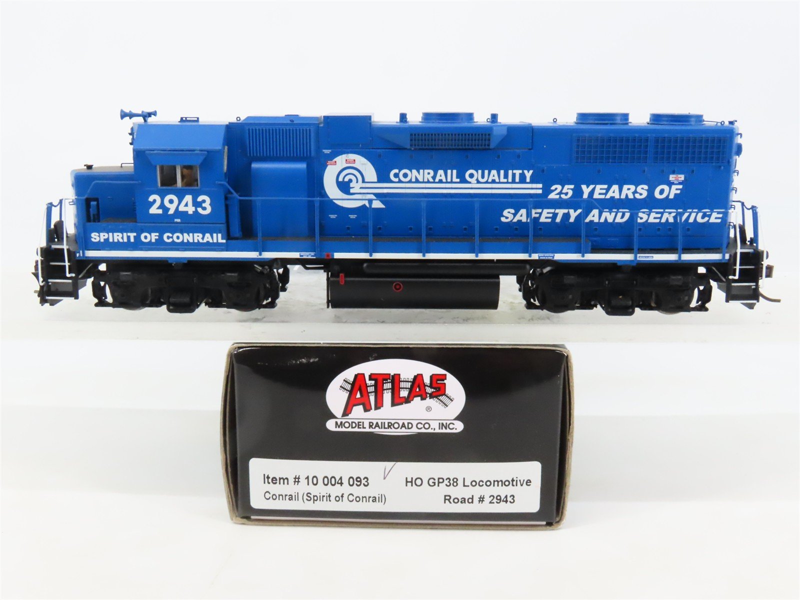 HO Atlas 10004093 CR Conrail "Spirit of Conrail" GP38 Diesel #2943 wDCC & Sound