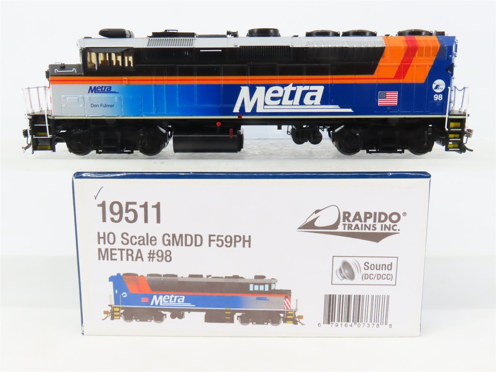 HO Scale Rapido 19511 Metra F59PH Diesel Locomotive #98 wDCC & Sound