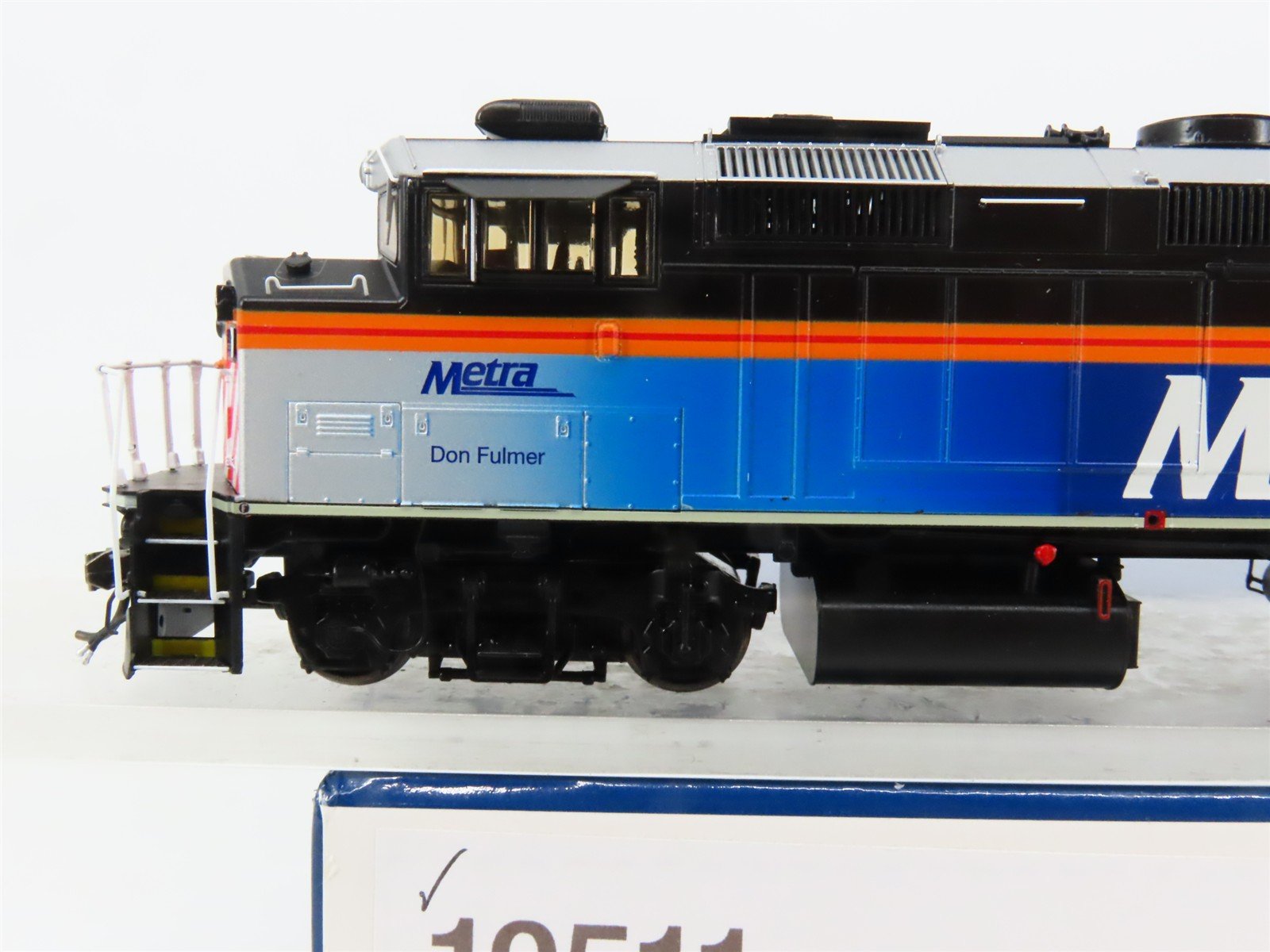 HO Scale Rapido 19511 Metra F59PH Diesel Locomotive #98 wDCC & Sound