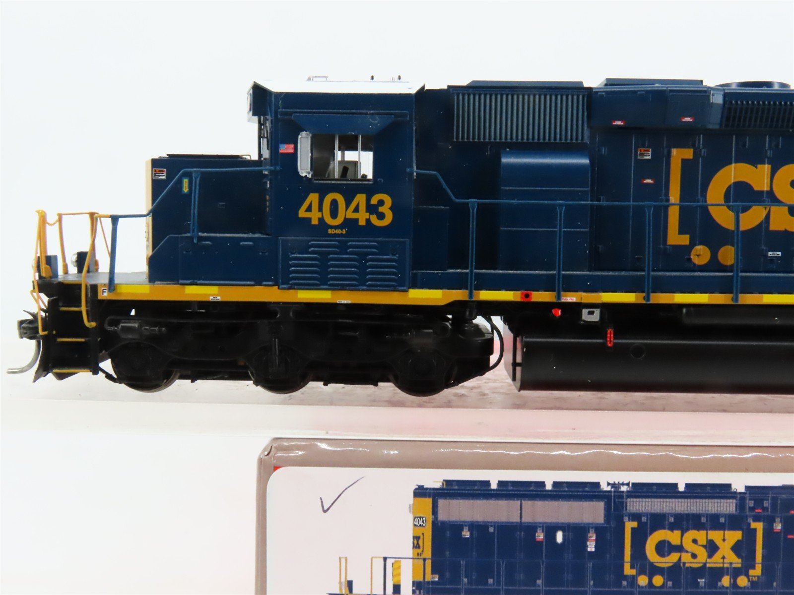 HO Scaletrains.com SXT32805 CSX SD40-3 Diesel Locomotive #4043 wDCC & Sound