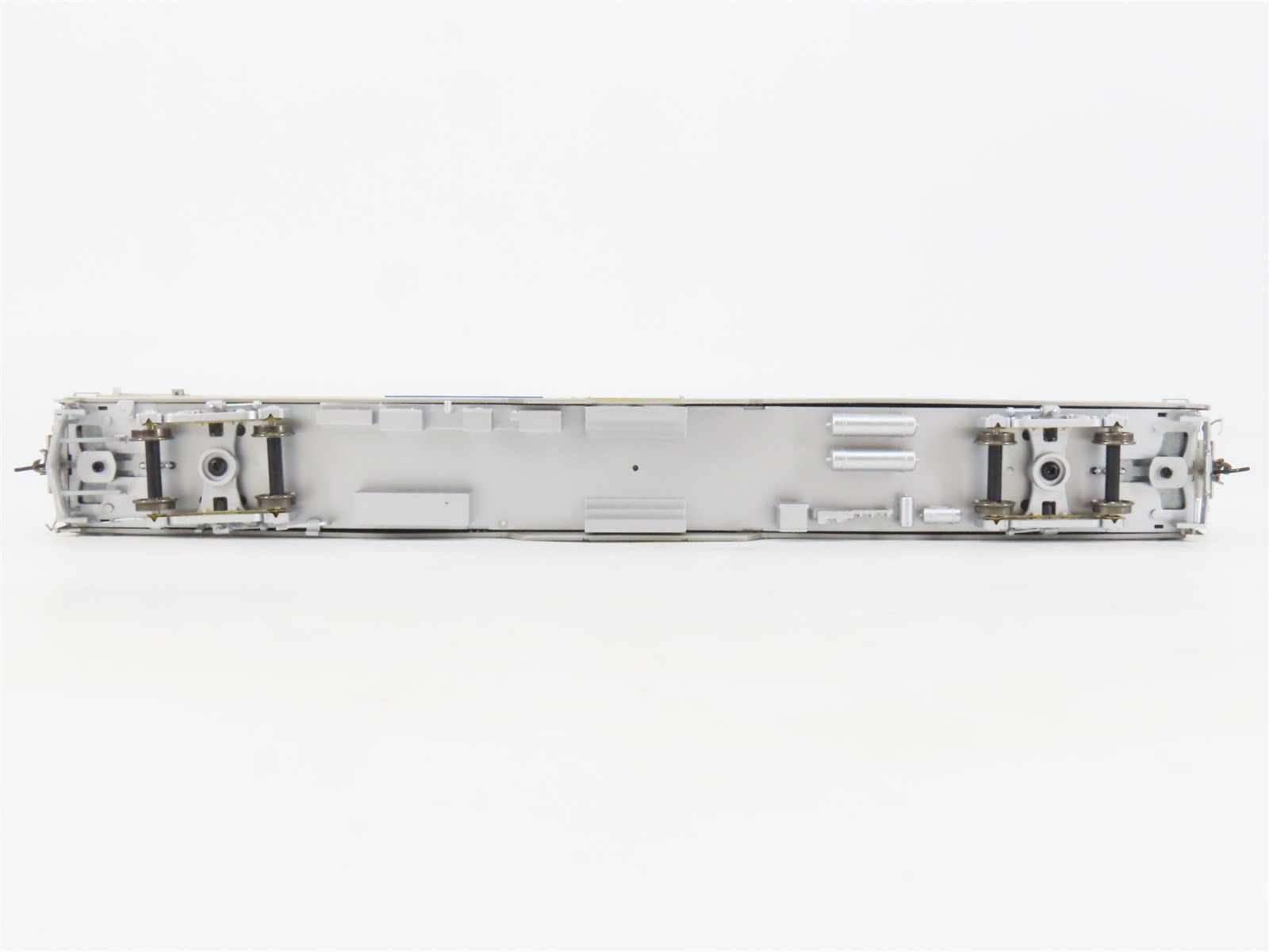 HO Scale Atlas 20007056 Metra 2 Trailer & 1 Cab Passenger Car Set