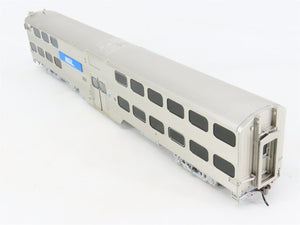 HO Scale Atlas 20007053 Metra Type 8500 Cab Passenger Car #8567