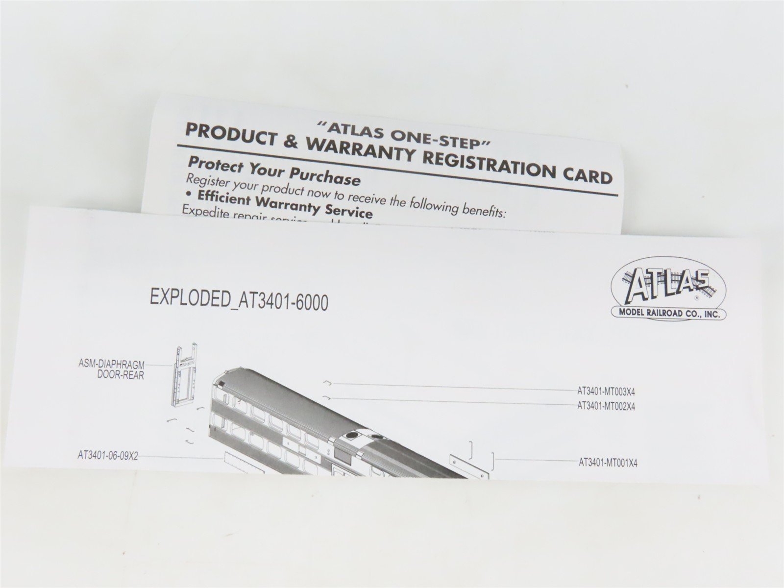 HO Scale Atlas 20007053 Metra Type 8500 Cab Passenger Car #8567