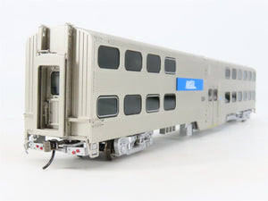 HO Scale Atlas 20007056-1 Metra Type 6000 Trailer Passenger Car #6064