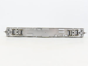 HO Scale Atlas 20007056-1 Metra Type 6000 Trailer Passenger Car #6064
