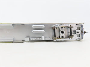HO Scale Atlas 20007056-1 Metra Type 6000 Trailer Passenger Car #6064